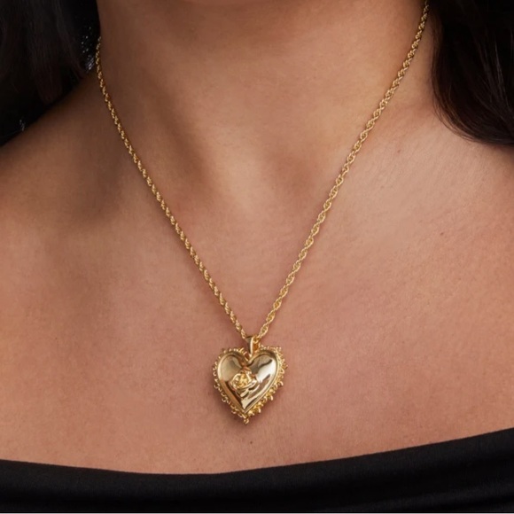 kendra scott mallory gold locket short pendant necklace - Picture 3 of 5